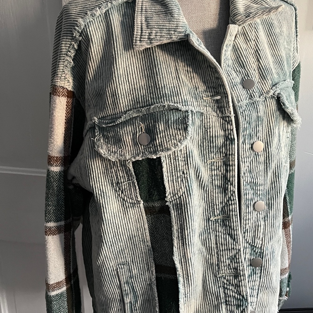 POL JACKET - Picture 10 of 10